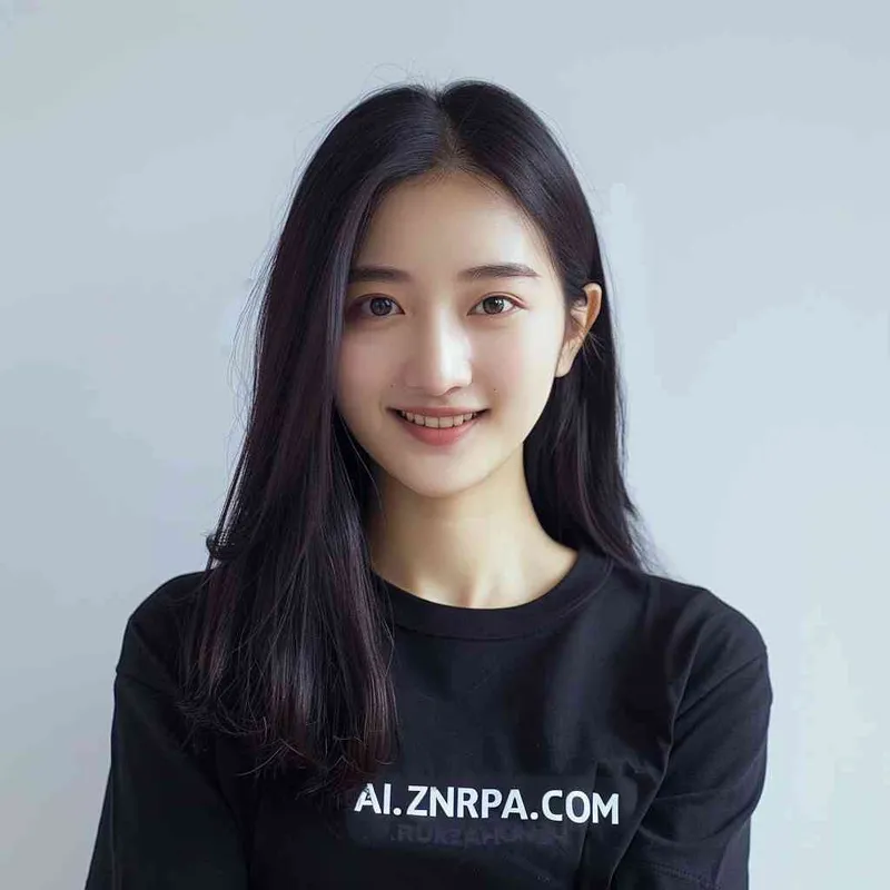 A Chinese girl with long black hair and a dark long-sleeved round-neck T-shirt with 